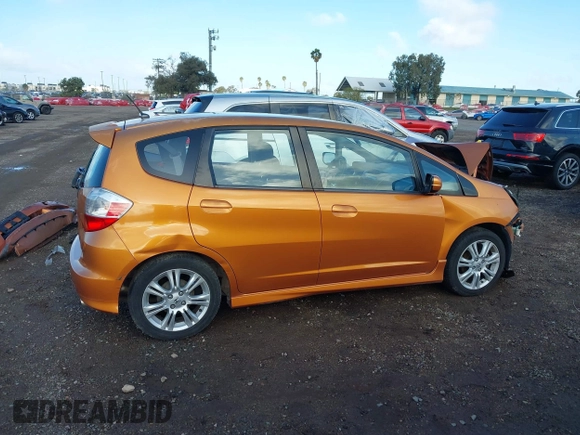 2011 Honda Fit Sport with VIN JHMGE8H57BS006558, listed as a IAAI auction lot 41907022 with 73,328 mi miles and . Bid and sale history available at DreamBid. Image 14.