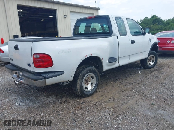 2003 Ford F-150 с VIN 2FTRX08W53CA43029, выставлен на аукционе IAAI как лот 42483083 с пробегом 311 710 миль миль и . История ставок и продаж доступна на DreamBid. Изображение 4.