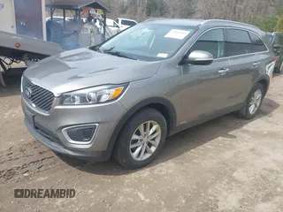 2018 Kia Sorento LX with VIN 5XYPGDA36JG403695, listed as a IAAI auction lot 42018100 with 111,059 mi miles. Bid and sale history available at carsss.com. Image 17.