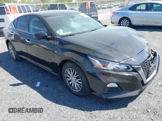 2021 Nissan Altima S z VIN 1N4BL4BV9MN351701, wystawiony jako IAAI lot #42094722 z przebiegiem 38 059 mil mil oraz . Historia ofert i sprzedaży dostępna na DreamBid. Obrazek 1.