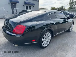 2005 Bentley Continental GT GT z VIN SCBCR63WX5C026197, wystawiony jako Copart lot #43343625 z przebiegiem 90 440 mil mil oraz Czysty tytuł • Clean title. Historia ofert i sprzedaży dostępna na DreamBid. Obrazek 3.