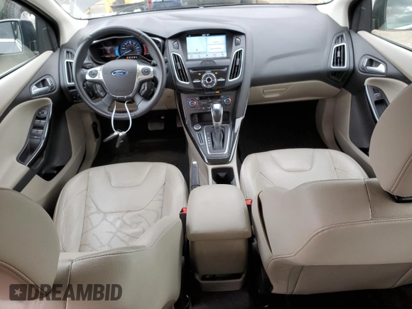 2016 Ford Focus Electric z VIN 1FADP3R45GL221550, wystawiony jako Copart lot #43874655 z przebiegiem 70 651 mil mil oraz Szkody całkowita. Historia ofert i sprzedaży dostępna na DreamBid. Obrazek 8.