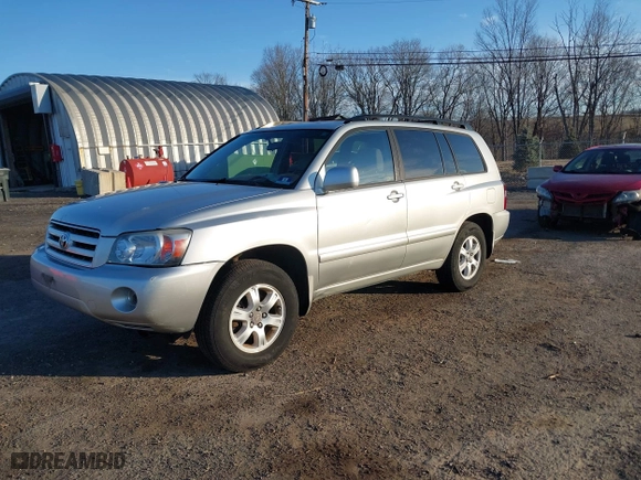 2004 Toyota Highlander with VIN JTEEP21A640022106, listed as a IAAI auction lot 41748682 with 184,488 mi miles. Bid and sale history available at carsss.com. Image 2.