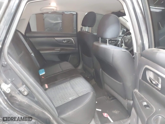 2017 Nissan Altima 2.5 SV with VIN 1N4AL3AP3HC124367, listed as a IAAI auction lot 41588541 with 112,482 mi miles. Bid and sale history available at carsss.com. Image 8.