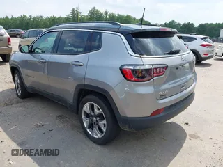 2021 Jeep Compass Limited z VIN 3C4NJDCB1MT506372, wystawiony jako IAAI lot #42485424 z przebiegiem 58 317 mil mil oraz . Historia ofert i sprzedaży dostępna na DreamBid. Obrazek 3.
