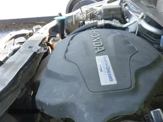 2019 Honda Odyssey EX with VIN 5FNRL6H58KB032555, listed as a IAAI auction lot 43224752 with 187,419 mi miles and . Bid and sale history available at DreamBid. Image 19.