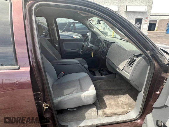 2005 Dodge Dakota ST with VIN 1D7HE28N75S204425, listed as a Copart auction lot 55522755 with 122,452 mi miles and Clean Title. Bid and sale history available at carsss.com. Image 5.