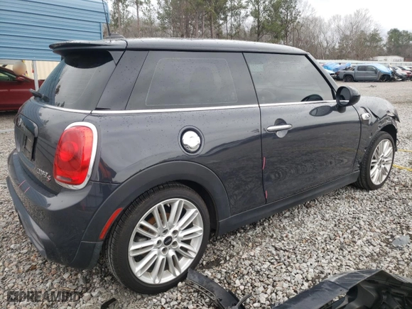 2015 MINI Cooper Hardtop S with VIN WMWXP7C52F2A39616, listed as a Copart auction lot 45962865 with 72,059 mi miles and Salvage Title. Bid and sale history available at carsss.com. Image 3.