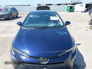 2023 Toyota Corolla LE z VIN 5YFB4MDE0PP076618, wystawiony jako IAAI lot #41987292 z przebiegiem 29 176 mil mil oraz . Historia ofert i sprzedaży dostępna na DreamBid. Obrazek 6.