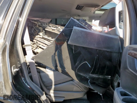 2015 Cadillac Escalade Premium z VIN 1GYS3NKJ3FR505290, wystawiony jako Copart lot #50048805 z przebiegiem Nie podano mil oraz Szkody całkowita. Historia ofert i sprzedaży dostępna na DreamBid. Obrazek 11.
