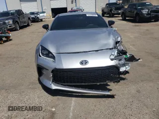 2024 Toyota 86 Premium z VIN JF1ZNBE15R9756816, wystawiony jako Copart lot #52430055 z przebiegiem 5 010 mil mil oraz Szkoda całkowita • Salvage title. Historia ofert i sprzedaży dostępna na DreamBid. Obrazek 5.