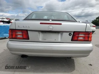 2000 Mercedes-Benz SL 500 z VIN WDBFA68F7YF191054, wystawiony jako Copart lot #58558115 z przebiegiem 118 710 mil mil oraz Szkoda całkowita • Salvage title. Historia ofert i sprzedaży dostępna na DreamBid. Obrazek 6.