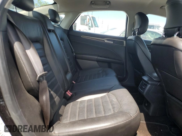2013 Ford Fusion SE z VIN 3FA6P0HR7DR223169, wystawiony jako Copart lot #62751605 z przebiegiem 186 678 mil mil oraz Czysty tytuł • Clean title. Historia ofert i sprzedaży dostępna na DreamBid. Obrazek 10.