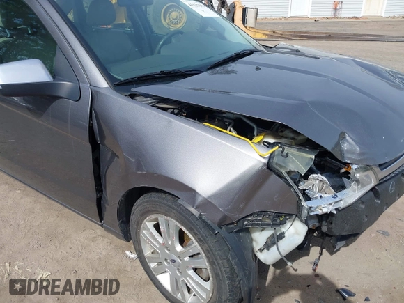 2011 Ford Focus SEL with VIN 1FAHP3HN6BW144609, listed as a IAAI auction lot 41837279 with 91,845 mi miles. Bid and sale history available at carsss.com. Image 18.
