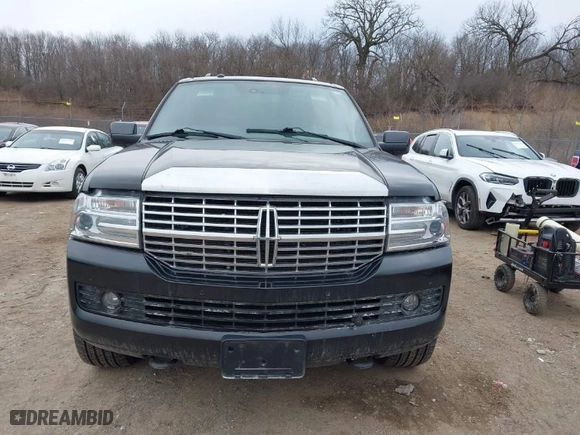 2012 Lincoln Navigator with VIN 5LMJJ2J50CEL05439, listed as a IAAI auction lot 41516644 with 173,183 mi miles. Bid and sale history available at carsss.com. Image 12.