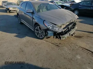 2018 Hyundai Sonata Hybrid Limited with VIN KMHE34L39JA085759, listed as a Copart auction lot 75012704 with 112,322 mi miles and Salvage Title. Bid and sale history available at carsss.com. Image 10.