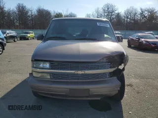 2003 Chevrolet Astro with VIN 1GNDM19X93B144559, listed as a Copart auction lot 50433334 with 177,951 mi miles and Non Repairable. Bid and sale history available at carsss.com. Image 5.