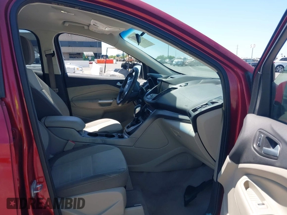 2014 Ford Escape SE z VIN 1FMCU9GX3EUB64623, wystawiony jako IAAI lot #42560923 z przebiegiem 120 730 mil mil oraz . Historia ofert i sprzedaży dostępna na DreamBid. Obrazek 5.