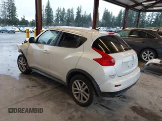 2013 Nissan Juke S with VIN JN8AF5MV1DT221881, listed as a IAAI auction lot 41192176 with 71,042 mi miles. Bid and sale history available at carsss.com. Image 3.
