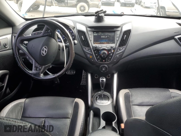 2015 Hyundai Veloster Turbo with VIN KMHTC6AE0FU221208, listed as a Copart auction lot 86242934 with 118,982 mi miles and Salvage title. Bid and sale history available at DreamBid. Image 8.