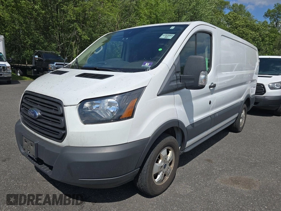 2018 Ford Transit z VIN 1FTYR1YGXJKB43964, wystawiony jako IAAI lot #42815010 z przebiegiem 118 564 mil mil oraz . Historia ofert i sprzedaży dostępna na DreamBid. Obrazek 2.