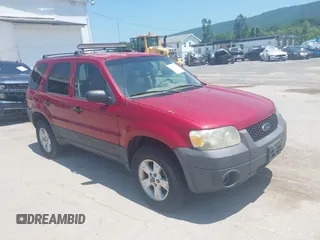 2006 Ford Escape XLT with VIN 1FMCU03156KC06607, listed as a IAAI auction lot 42564636 with 183,896 mi miles and . Bid and sale history available at DreamBid. Image 1.