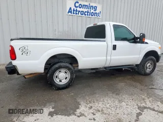 2012 Ford F-250 XL with VIN 1FTBF2B69CEA67384, listed as a Copart auction lot 57067335 with 230,583 mi miles and Clean title. Bid and sale history available at DreamBid. Image 3.