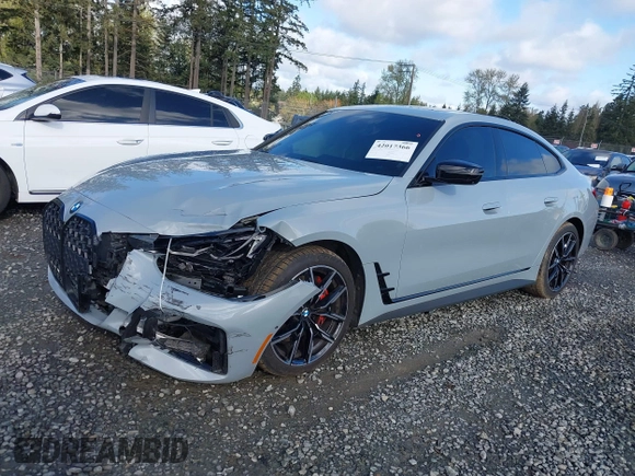 2024 BMW 4 Series 430i xDrive with VIN WBA73AV06RFR74187, listed as a IAAI auction lot 42017366 with 19,325 mi miles. Bid and sale history available at carsss.com. Image 17.