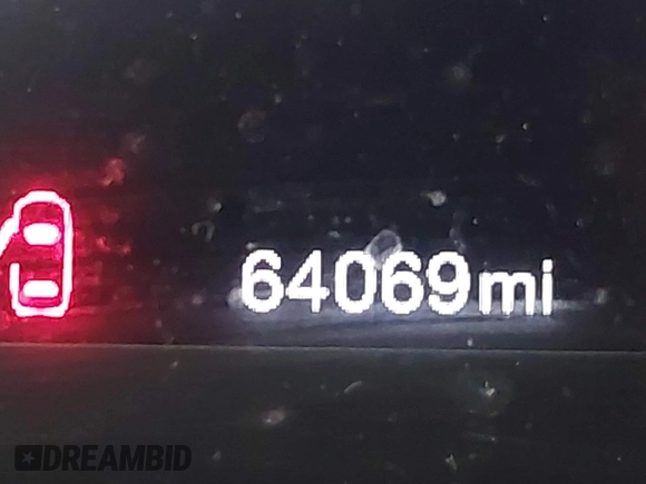 2018 Jeep Renegade Altitude z VIN ZACCJABBXJPH74363, wystawiony jako IAAI lot #42362644 z przebiegiem 64 069 mil mil oraz . Historia ofert i sprzedaży dostępna na DreamBid. Obrazek 14.
