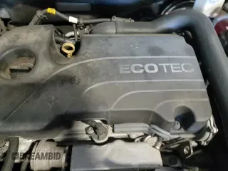 2020 Chevrolet Equinox LT z VIN 2GNAXKEV8L6118784, wystawiony jako Copart lot #87294485 z przebiegiem 143 762 mil mil oraz Czysty tytuł • Clean title. Historia ofert i sprzedaży dostępna na DreamBid. Obrazek 14.