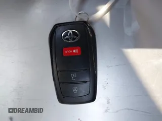 2024 Toyota Prius SE z VIN JTDACACU4R3013796, wystawiony jako IAAI lot #41866441 z przebiegiem 49 837 mil mil oraz . Historia ofert i sprzedaży dostępna na DreamBid. Obrazek 11.