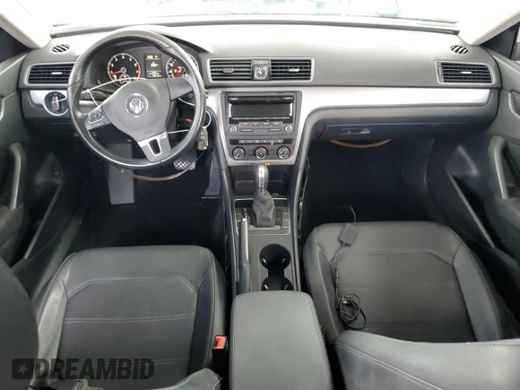 2015 Volkswagen Passat Limited Edition with VIN 1VWAT7A30FC009315, listed as a Copart auction lot 61481785 with 50,012 mi miles and Salvage title. Bid and sale history available at DreamBid. Image 8.