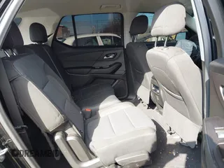 2020 Chevrolet Traverse LS with VIN 1GNEVFKW3LJ142005, listed as a IAAI auction lot 41668021 with 30,903 mi miles. Bid and sale history available at carsss.com. Image 8.