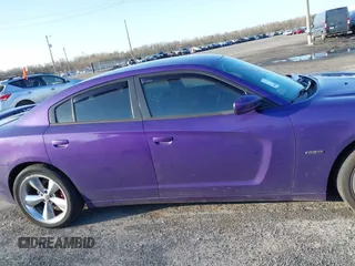2014 Dodge Charger RT z VIN 2C3CDXCT4EH182535, wystawiony jako IAAI lot #41858196 z przebiegiem 115 769 mil mil oraz . Historia ofert i sprzedaży dostępna na DreamBid. Obrazek 12.