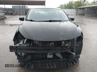 2016 Nissan Sentra SR with VIN 3N1AB7AP8GL652383, listed as a IAAI auction lot 42111211 with 140,984 mi miles and . Bid and sale history available at DreamBid. Image 6.