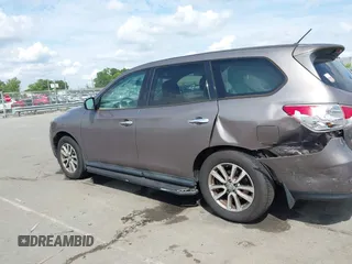 2014 Nissan Pathfinder SL with VIN 5N1AR2MN4EC656991, listed as a IAAI auction lot 42478585 with 153,511 mi miles and . Bid and sale history available at DreamBid. Image 14.