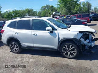 2023 Subaru Forester Limited с VIN JF2SKAPC8PH431840, выставлен на аукционе IAAI как лот 42308315 с пробегом 12 143 миль миль и . История ставок и продаж доступна на DreamBid. Изображение 13.