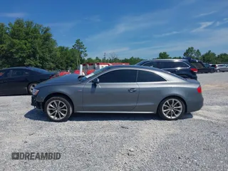 2014 Audi A5 Prestige z VIN WAUWFAFR1EA016632, wystawiony jako IAAI lot #42580587 z przebiegiem 88 145 mil mil oraz . Historia ofert i sprzedaży dostępna na DreamBid. Obrazek 14.