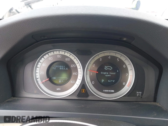 2013 Volvo S60 T5 Premier with VIN YV1612FSXD2233612, listed as a IAAI auction lot 42040839 with 103,861 mi miles. Bid and sale history available at carsss.com. Image 7.