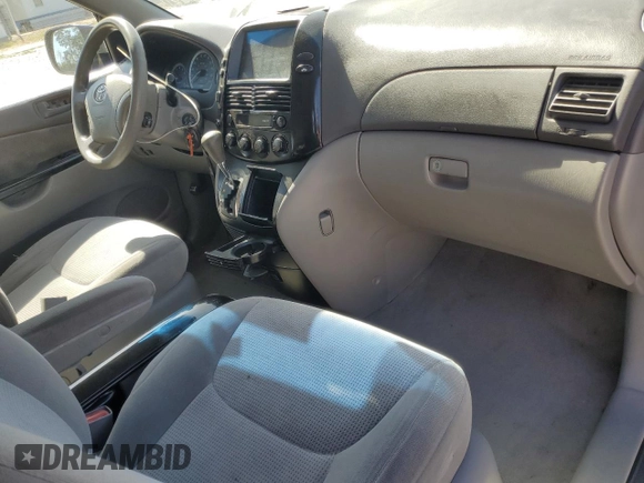 2004 Toyota Sienna CE with VIN 5TDZA23CX4S219721, listed as a Copart auction lot 52010105 with 200,887 mi miles and Salvage Title. Bid and sale history available at carsss.com. Image 8.