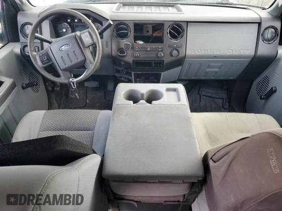 2015 Ford F-250 XL with VIN 1FT7W2A61FEC02885, listed as a Copart auction lot 48230925 with 176,535 mi miles and Clean title. Bid and sale history available at DreamBid. Image 8.
