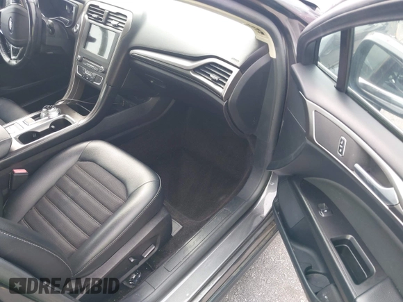 2017 Ford Fusion SE с VIN 3FA6P0H77HR403398, выставлен на аукционе IAAI как лот 42358950 с пробегом 112 588 миль миль и . История ставок и продаж доступна на DreamBid. Изображение 5.