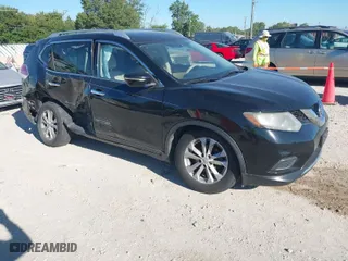 2015 Nissan Rogue S with VIN KNMAT2MT1FP586459, listed as a IAAI auction lot 40251580 with 109,513 mi miles. Bid and sale history available at carsss.com. Image 1.