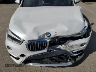 2016 BMW X1 xDrive28i z VIN WBXHT3C31GP880552, wystawiony jako Copart lot #52931305 z przebiegiem 127 225 mil mil oraz Szkoda całkowita • Salvage title. Historia ofert i sprzedaży dostępna na DreamBid. Obrazek 12.