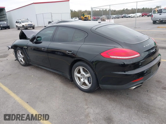 2015 Porsche Panamera 4 с VIN WP0AA2A70FL002802, выставлен на аукционе IAAI как лот 41303802 с пробегом 58 496 миль миль и . История ставок и продаж доступна на DreamBid. Изображение 3.