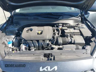 2023 Kia Forte LXS z VIN 3KPF24AD8PE585604, wystawiony jako IAAI lot #42098930 z przebiegiem 18 946 mil mil oraz . Historia ofert i sprzedaży dostępna na DreamBid. Obrazek 10.