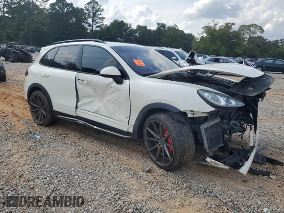 2012 Porsche Cayenne Turbo z VIN WP1AC2A2XCLA81906, wystawiony jako Copart lot #57356955 z przebiegiem 118 855 mil mil oraz Szkoda całkowita • Salvage title. Historia ofert i sprzedaży dostępna na DreamBid. Obrazek 4.