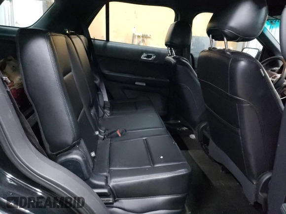 2014 Ford Utility Police Interceptor with VIN 1FM5K8AR2EGB74531, listed as a Copart auction lot 83323664 with 124,983 mi miles and Clean Title. Bid and sale history available at carsss.com. Image 11.
