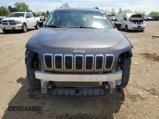 2019 Jeep Cherokee Latitude Plus with VIN 1C4PJMLX7KD271273, listed as a Copart auction lot 56177265 with 116,998 mi miles and Salvage title. Bid and sale history available at DreamBid. Image 5.