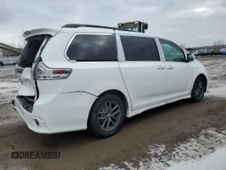 2018 Toyota Sienna SE with VIN 5TDXZ3DCXJS961181, listed as a Copart auction lot 49465115 with 71,962 mi miles and Clean title. Bid and sale history available at DreamBid. Image 3.